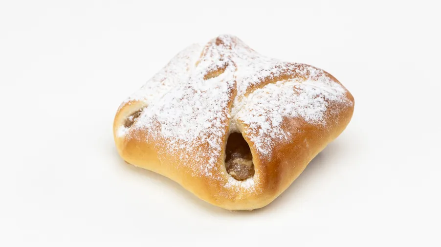 Koláč vázaný s jablečnou náplní